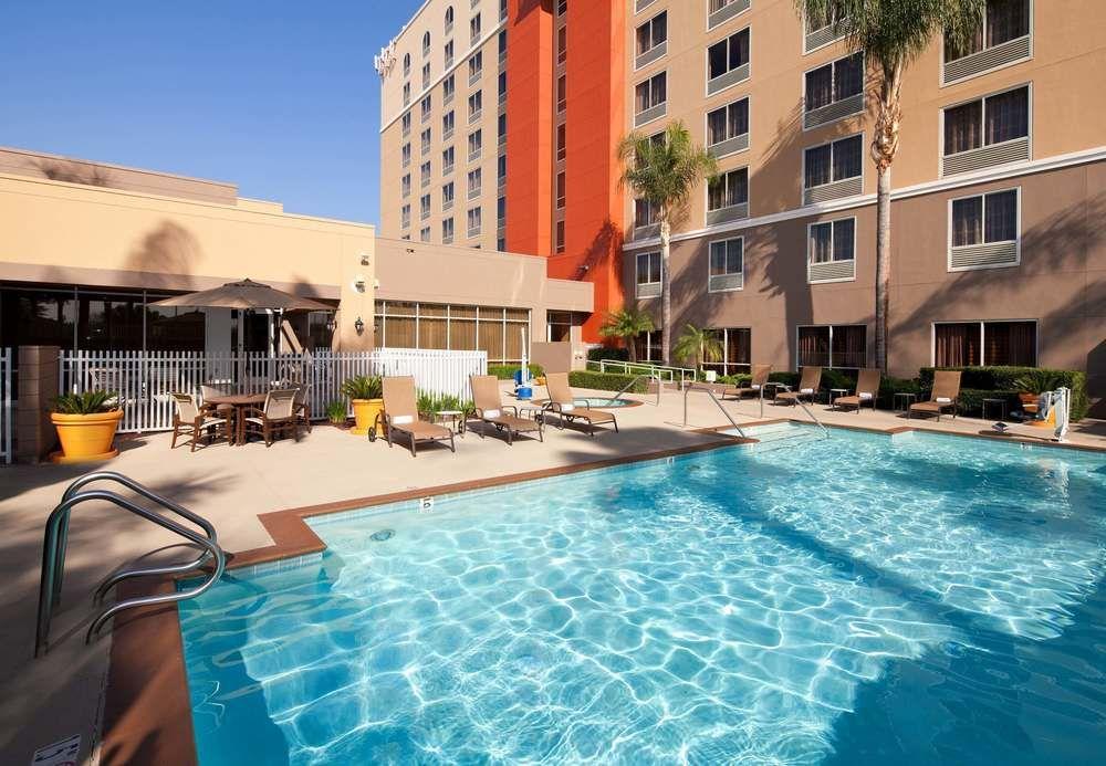 מלון Courtyard By Marriott בולדווין פארק מראה חיצוני תמונה